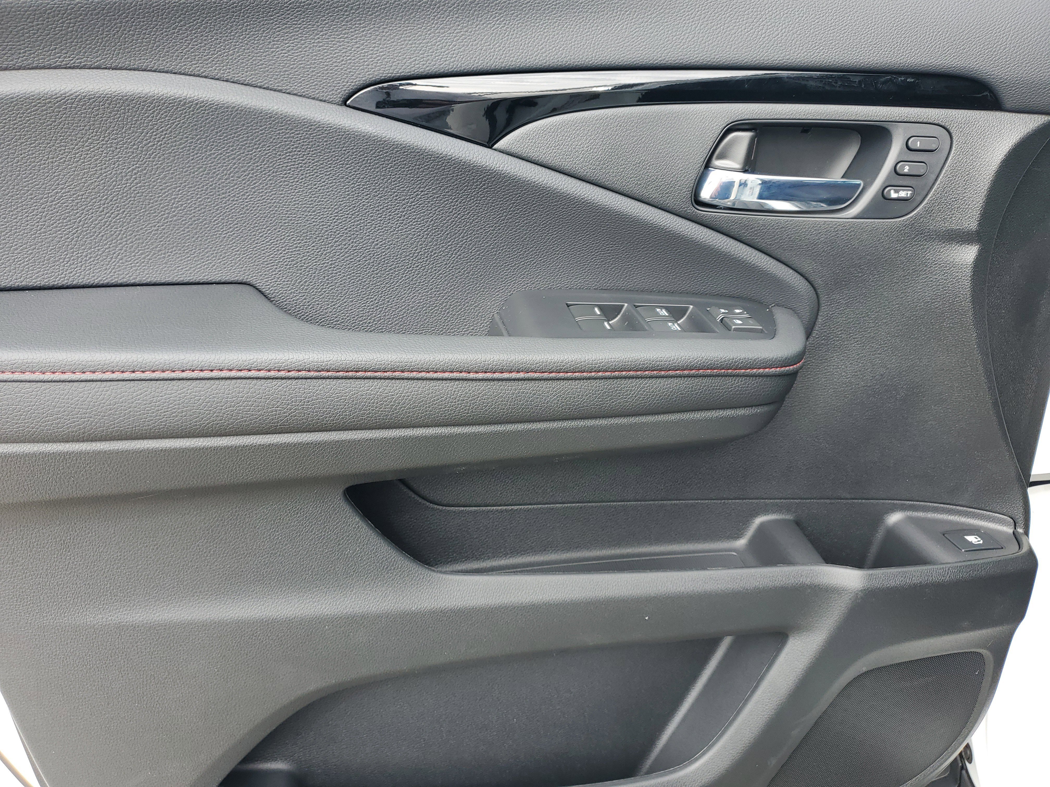 New 2026 Honda Ridgeline Black Edition image 23