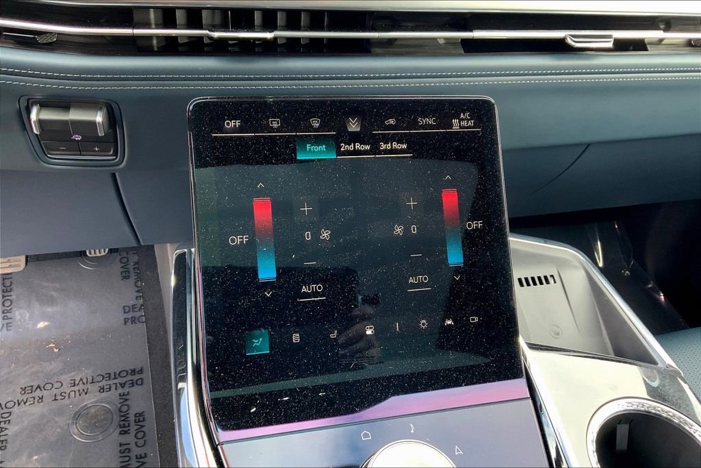 New 2025 Cadillac Escalade IQ Luxury 2 image 25