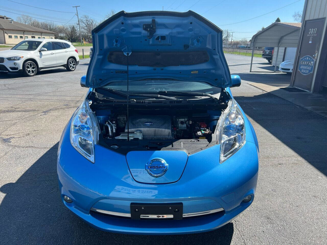 Used 2014 Nissan Leaf SL w/ Premium Package image 17