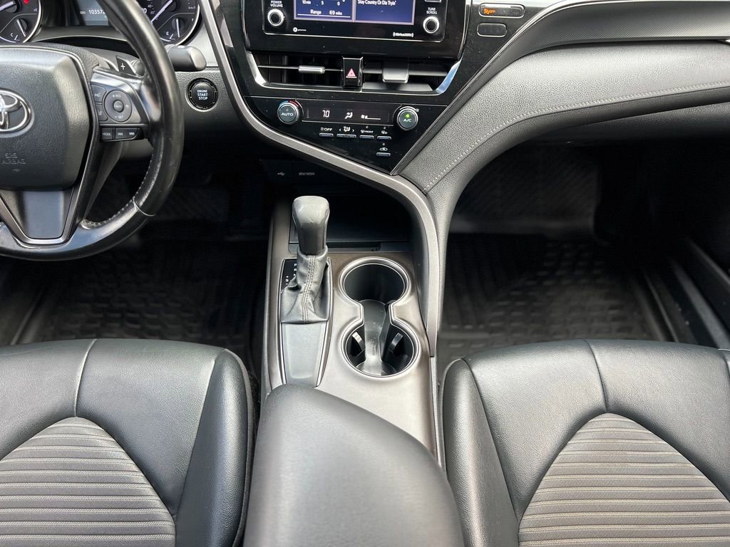 Used 2021 Toyota Camry SE image 19