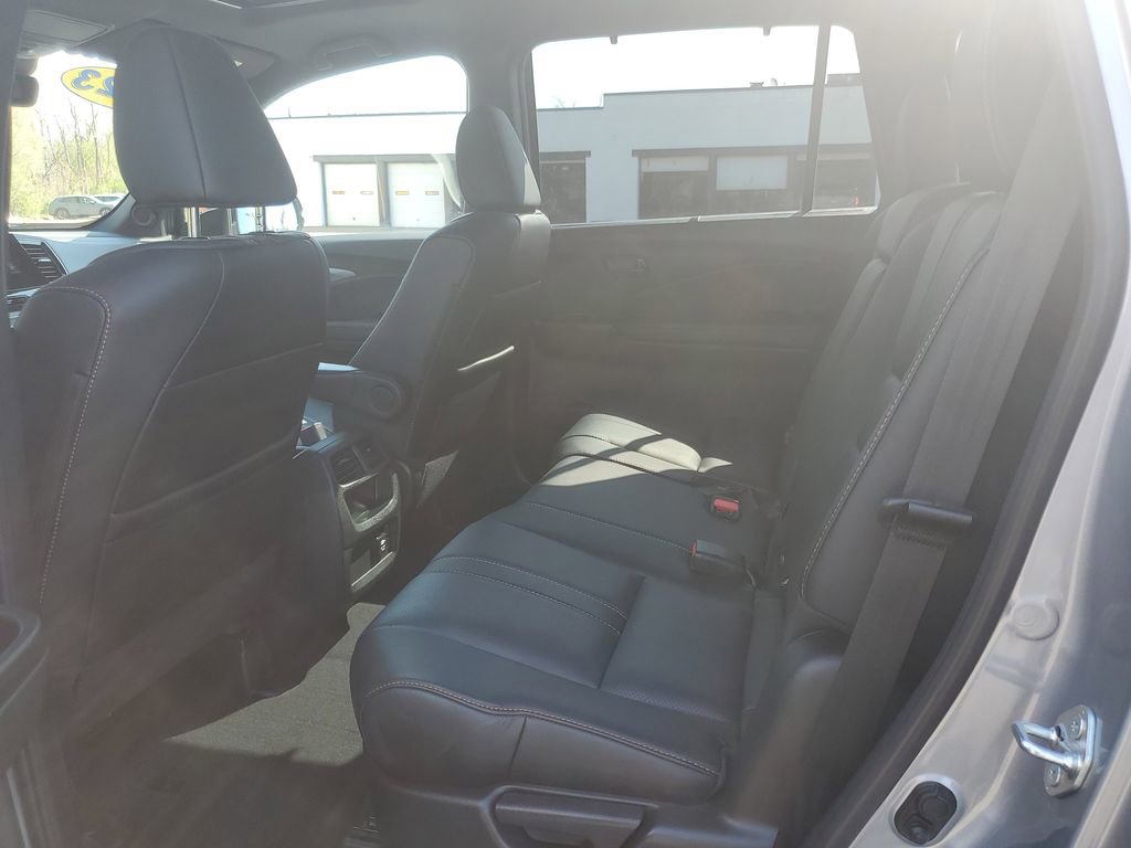Used 2023 Honda Passport TrailSport image 25