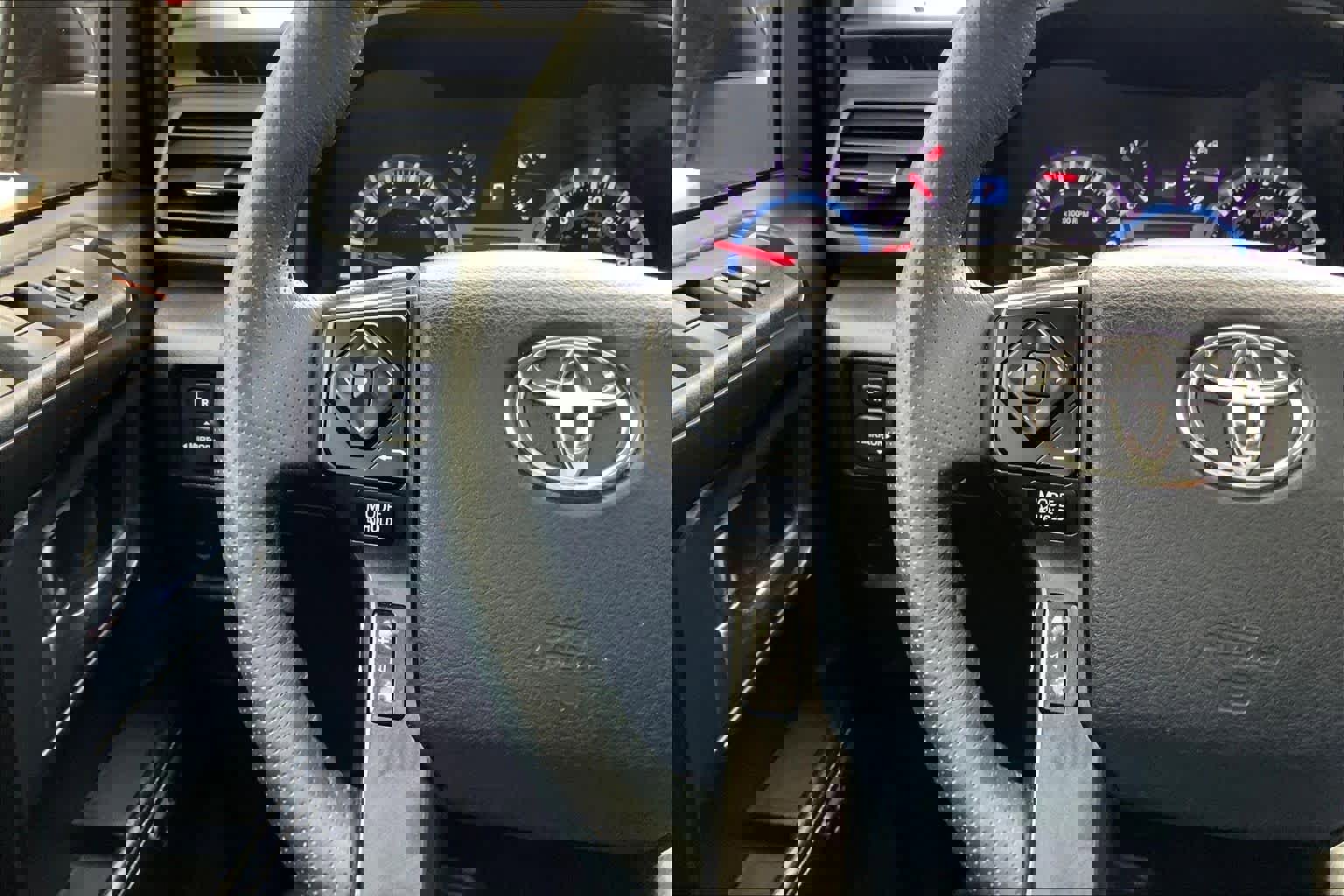 Used 2019 Toyota 4Runner Limited image 24