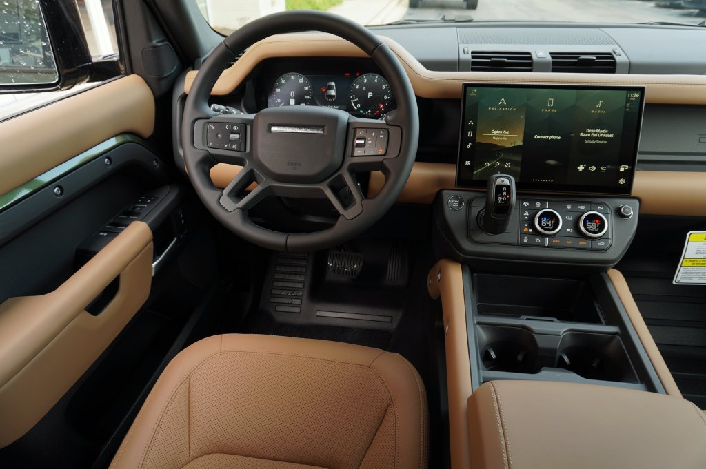 New 2026 Land Rover Defender 110 S AWD/4WD image 15