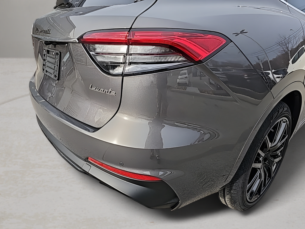 New 2024 Maserati Levante Modena Ultima AWD/4WD image 11