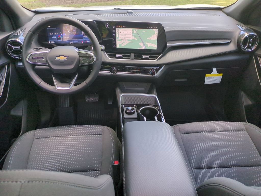 New 2026 Chevrolet Equinox LT w/ Safety and Technology Package FWD image 30