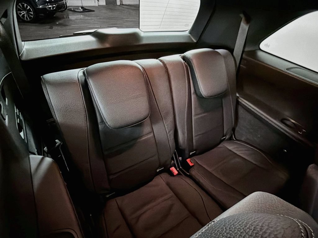 Used 2025 Mercedes-Benz GLS 580 4MATIC image 29