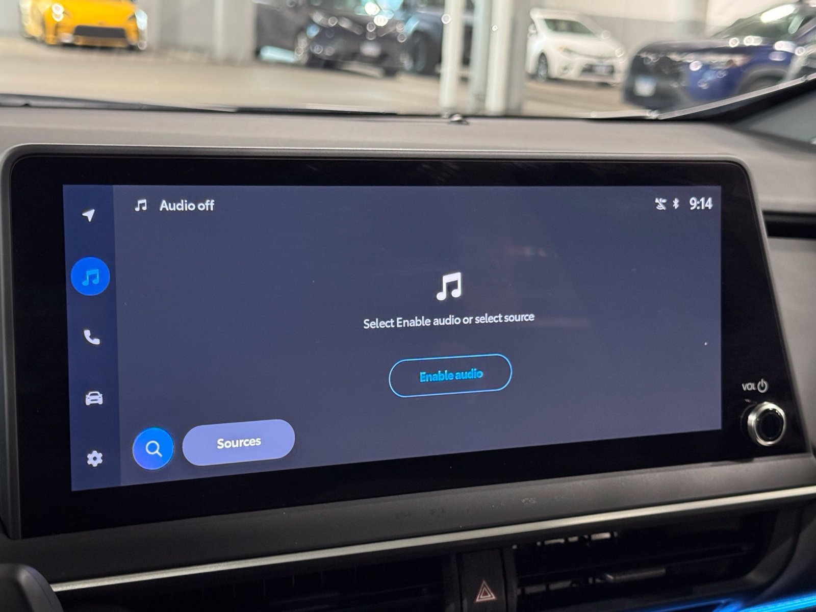 Used 2025 Toyota Prius XLE AWD/4WD image 17