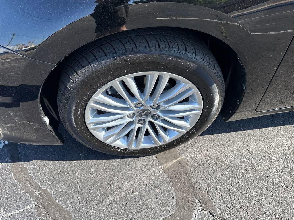 Used 2013 Lexus ES 350 w/ Luxury Pkg FWD image 36
