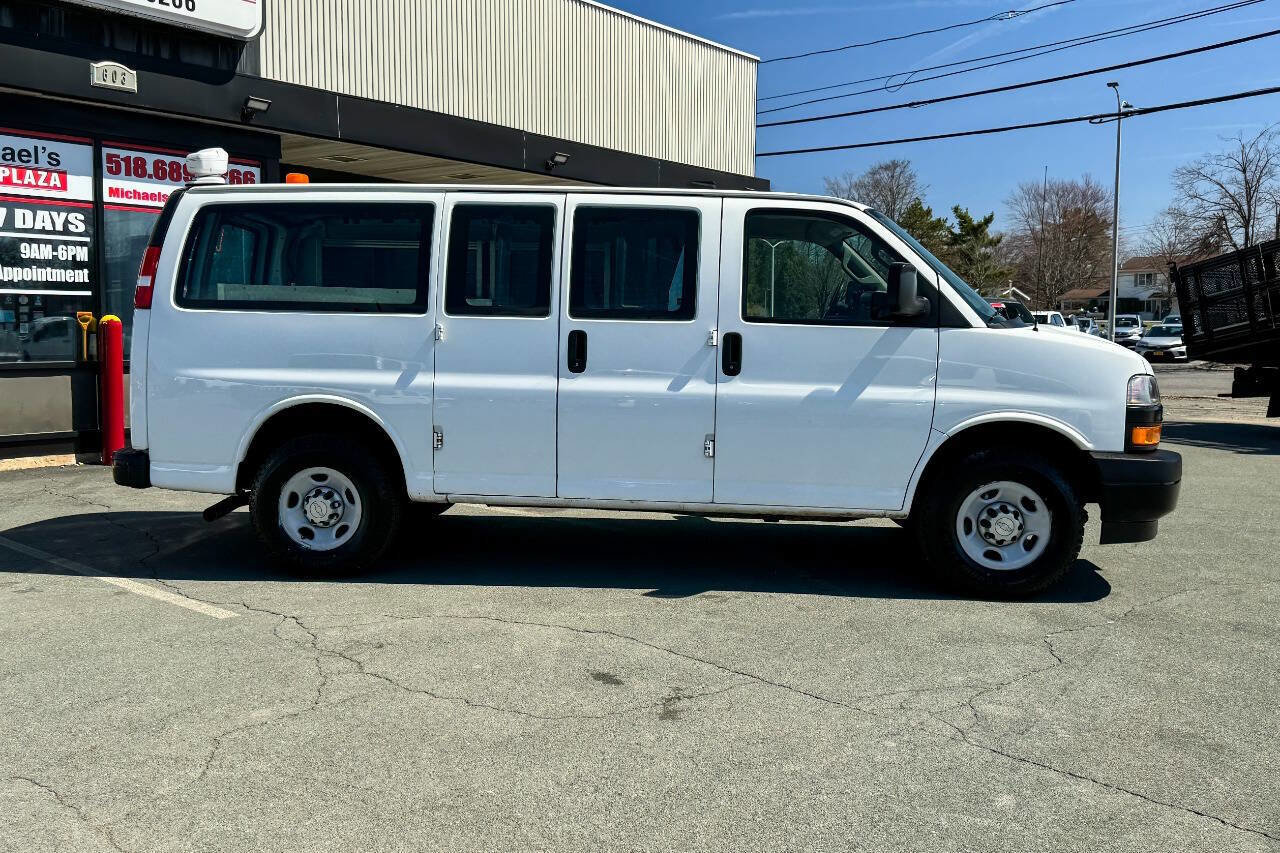 Used 2019 Chevrolet Express 2500 w/ Driver Convenience Package image 3