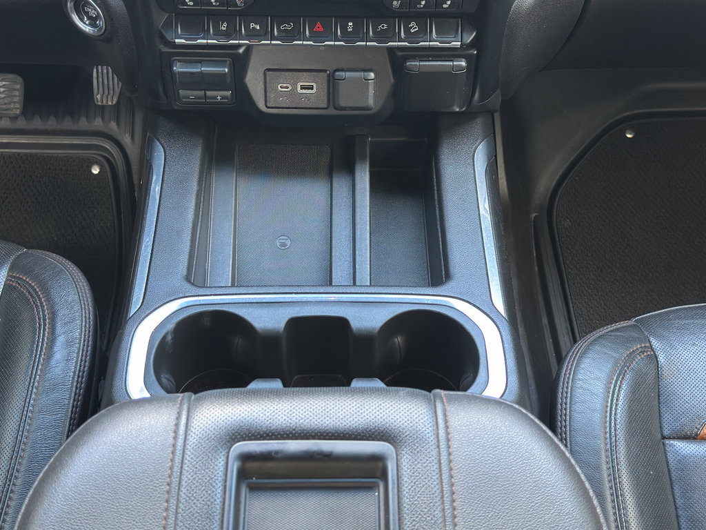 Used 2022 GMC Sierra 2500 AT4 w/ AT4 Premium Plus Package AWD/4WD image 21