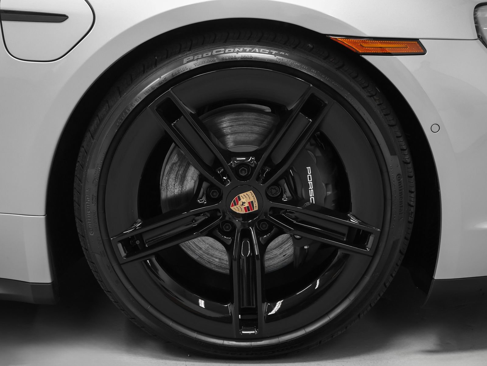 New 2026 Porsche Taycan RWD image 15