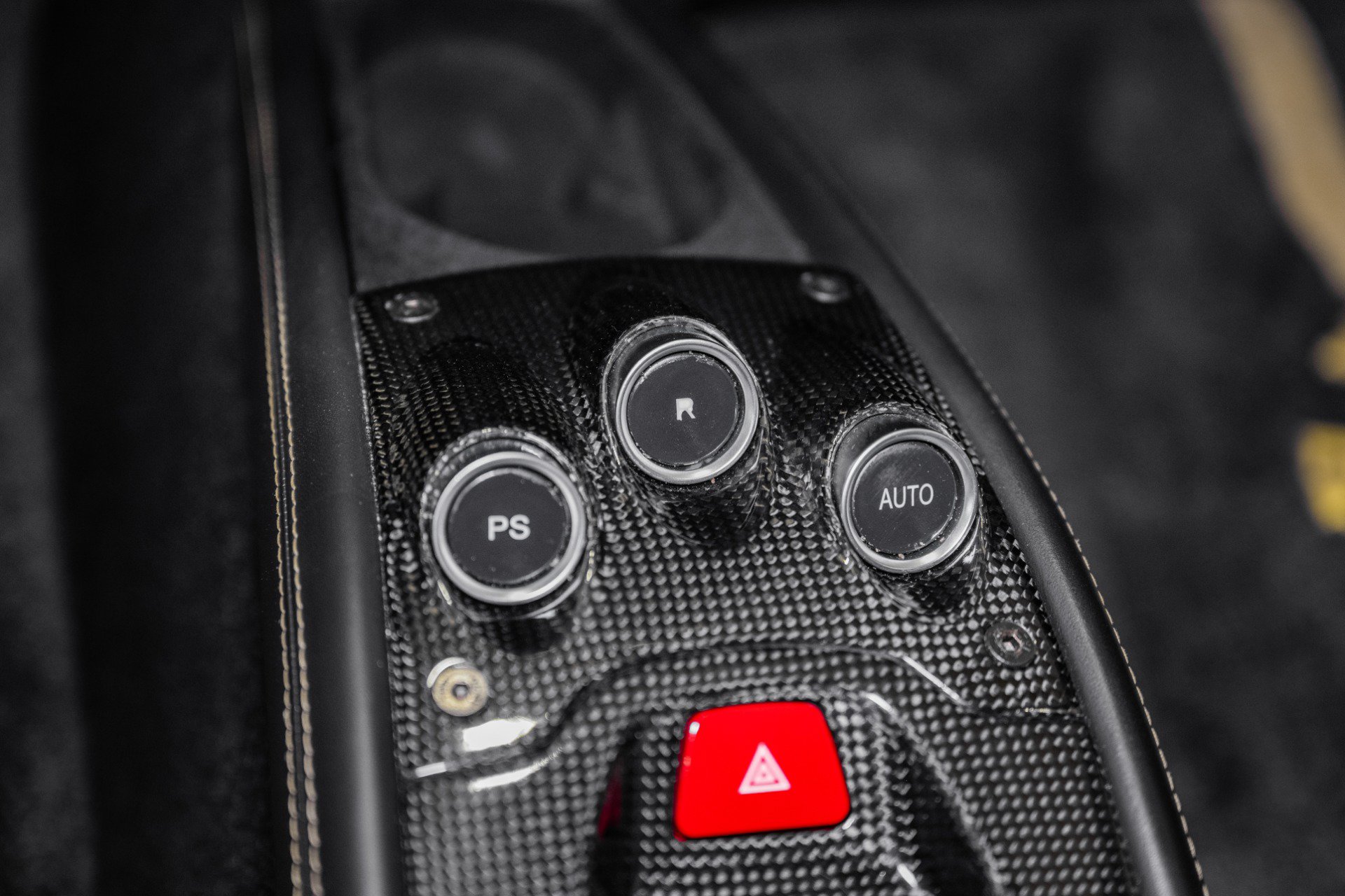 Used 2011 Ferrari 458 Italia Coupe RWD image 35