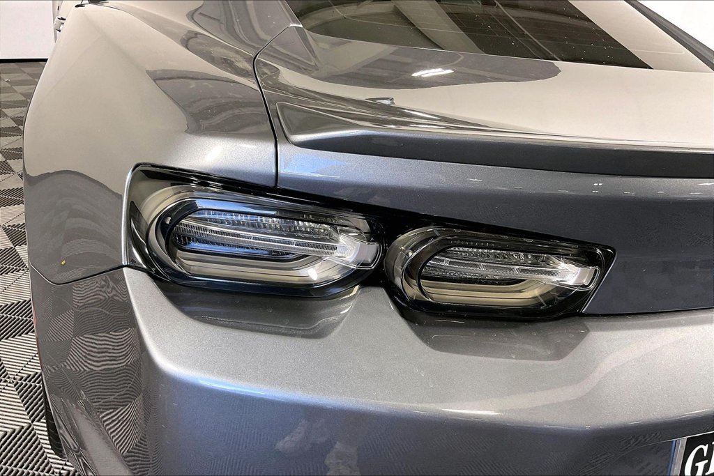 Used 2021 Chevrolet Camaro LT RWD image 40