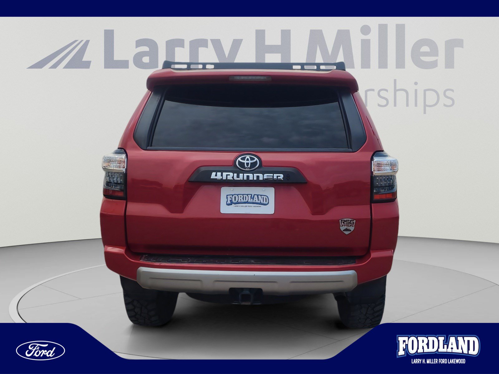 Used 2021 Toyota 4Runner TRD Off-Road Premium w/ Moonroof Package AWD/4WD image 4