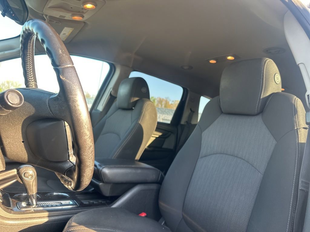 Used 2016 Chevrolet Traverse LT image 31