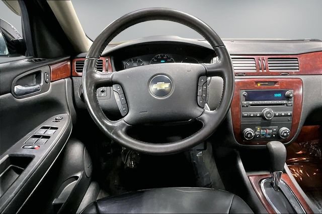 Used 2007 Chevrolet Impala LTZ FWD image 10