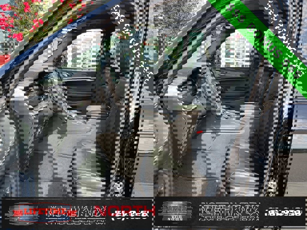 New 2025 Jeep Grand Cherokee L Limited w/ Black Appearance Package image 3