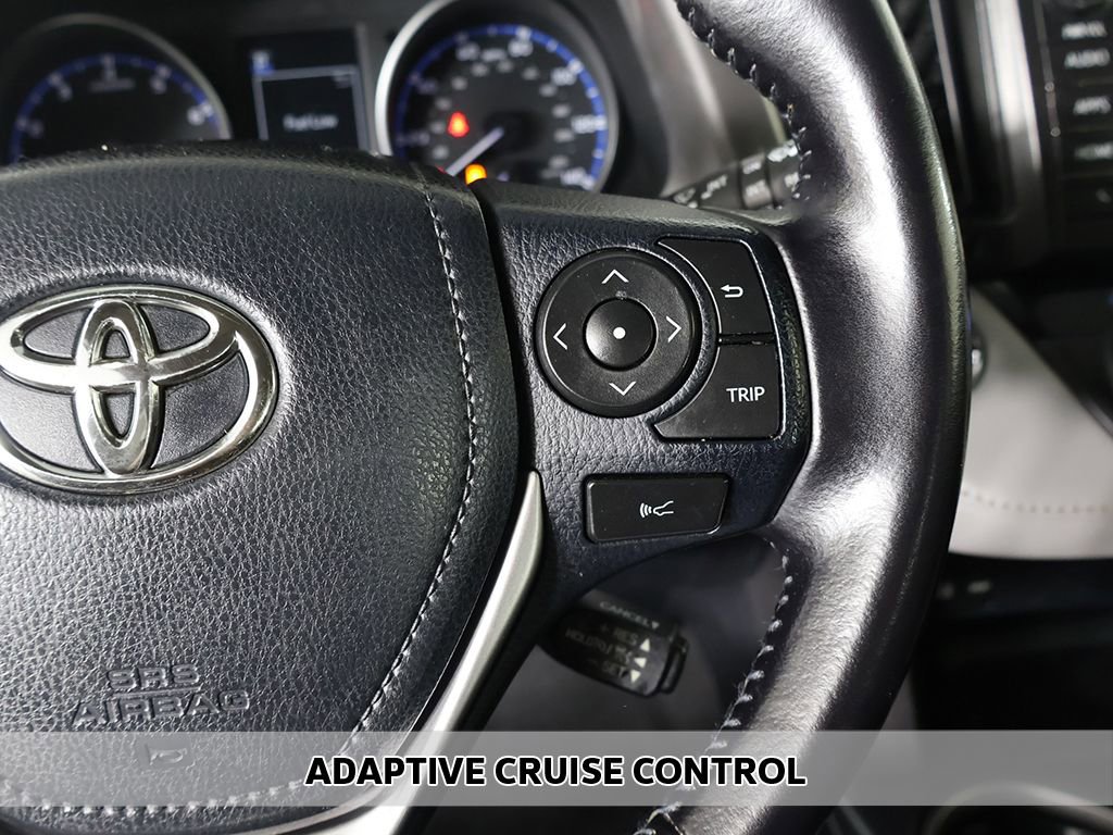 Used 2017 Toyota RAV4 XLE FWD image 4