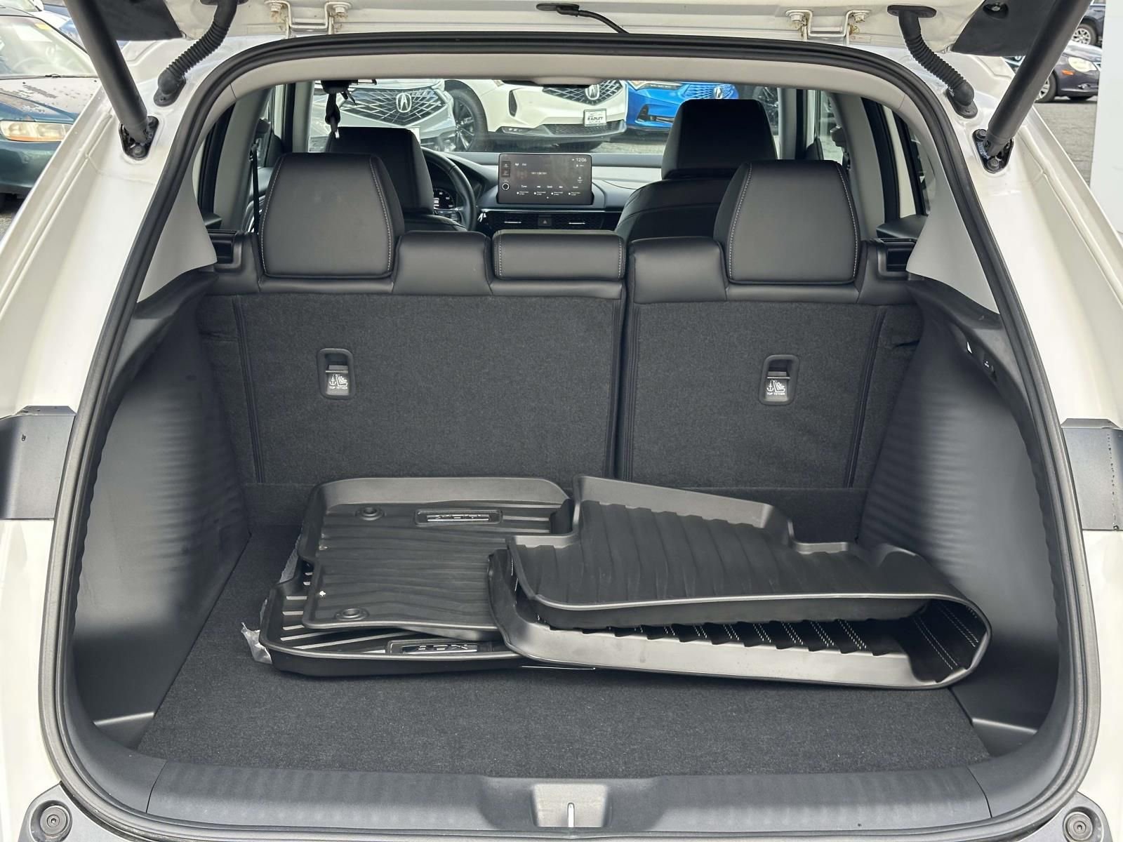 Certified 2025 Acura ADX AWD image 12