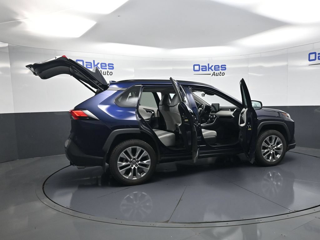Used 2023 Toyota RAV4 XLE Premium AWD/4WD image 55