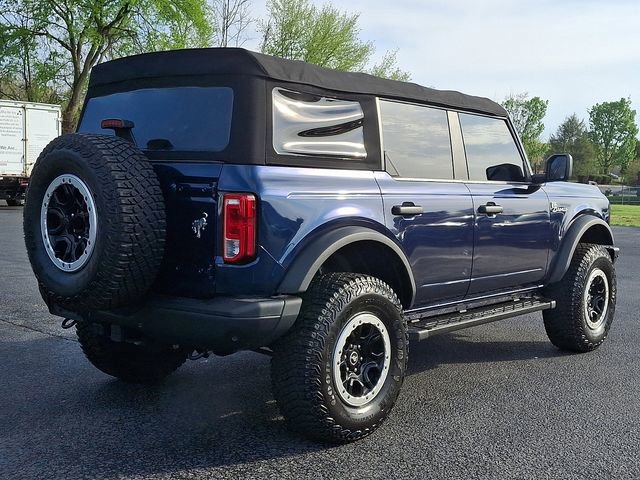 Used 2021 Ford Bronco Black Diamond image 9