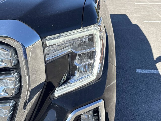 Used 2022 GMC Sierra 1500 SLT w/ SLT Premium Plus Package AWD/4WD image 11