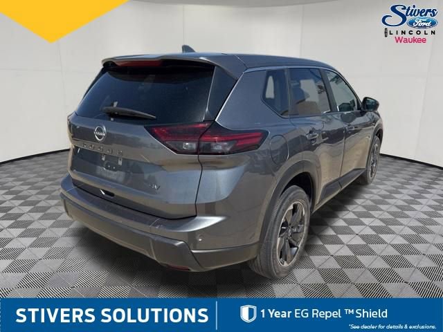 Used 2024 Nissan Rogue SV FWD image 4