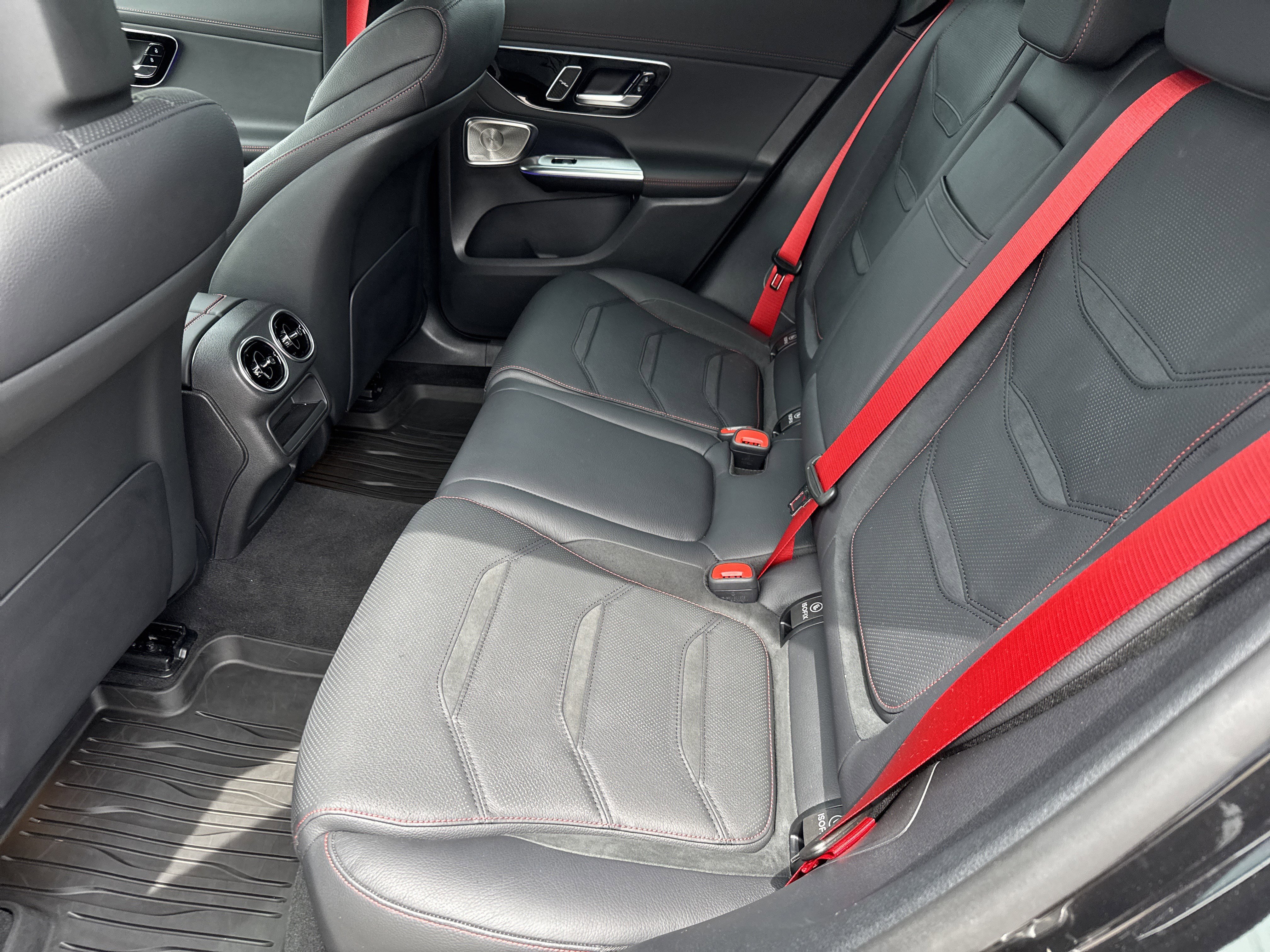 Used 2025 Mercedes-Benz GLC 43 AMG 4MATIC image 11