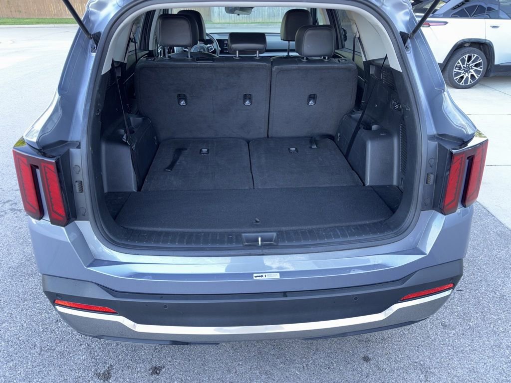 Used 2024 Kia Sorento S FWD image 37