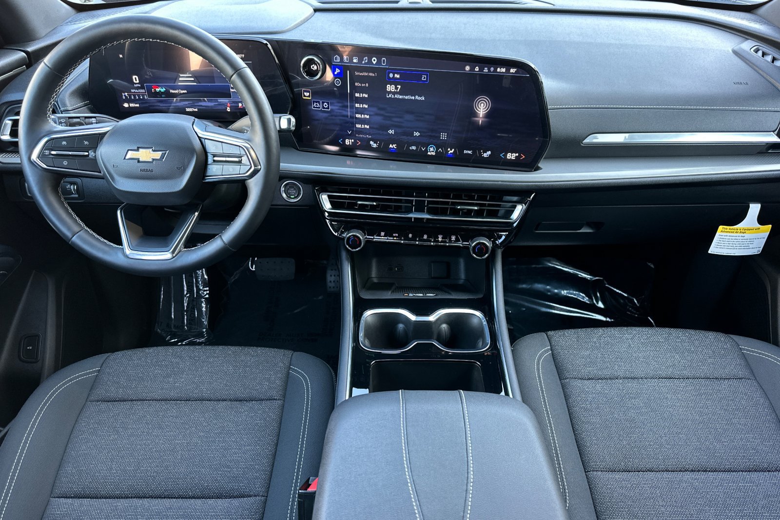 Used 2026 Chevrolet Traverse LT w/ LPO, Floor Liner Package FWD image 16