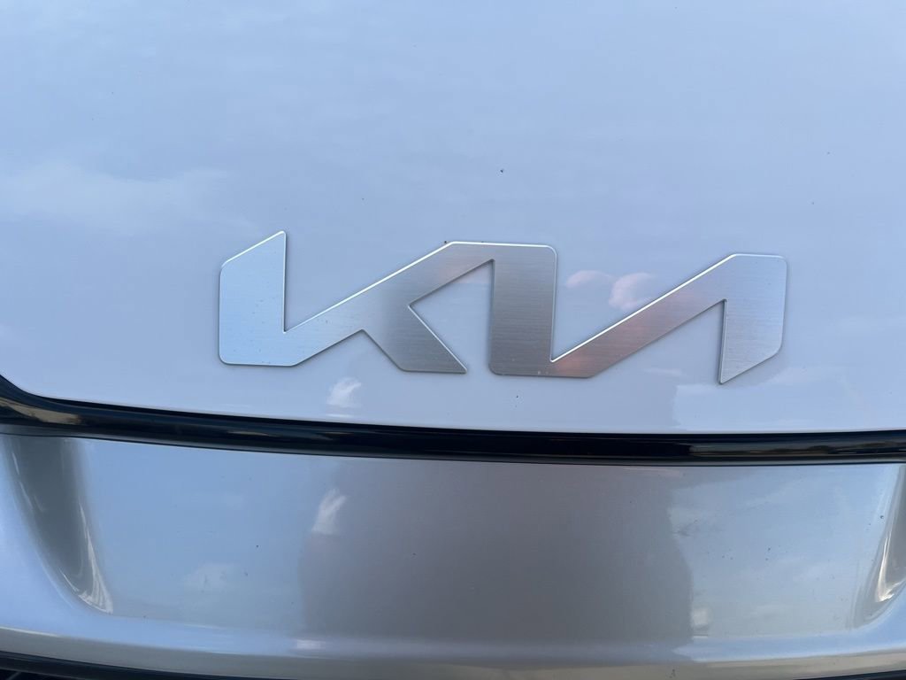 Certified 2025 Kia Sportage EX image 29