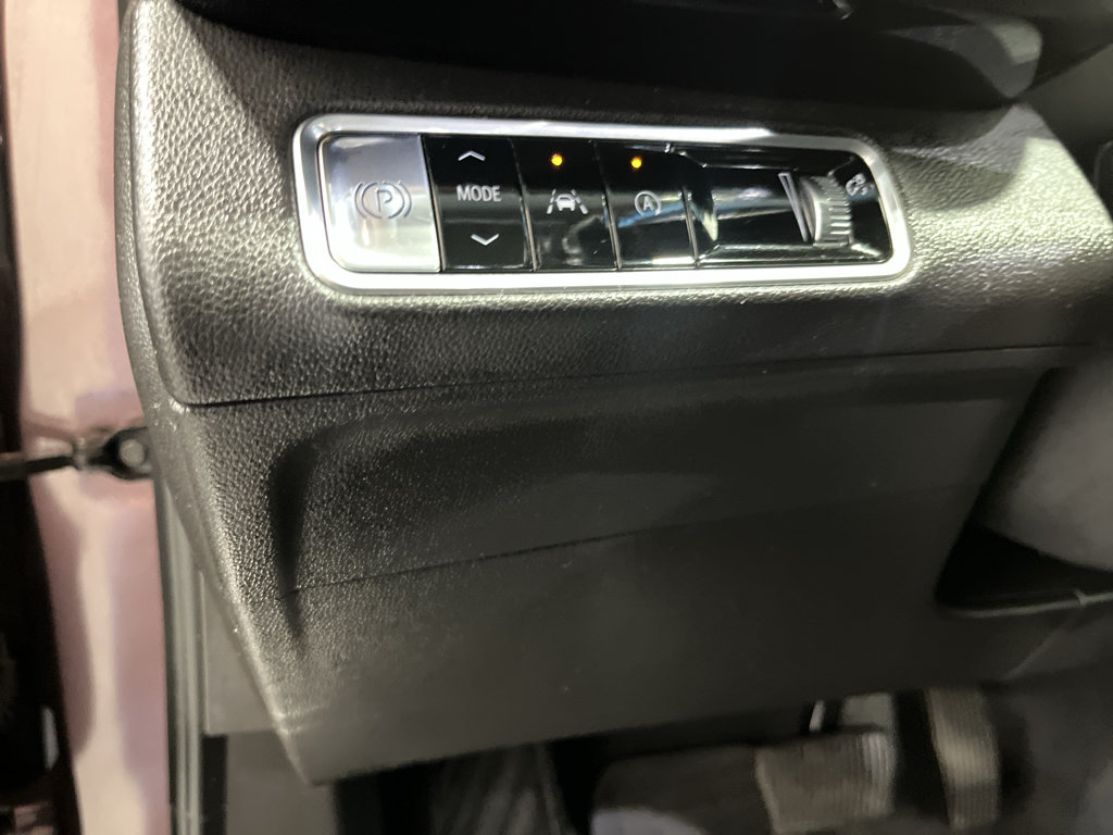 Certified 2024 Buick Envision Preferred AWD/4WD image 32