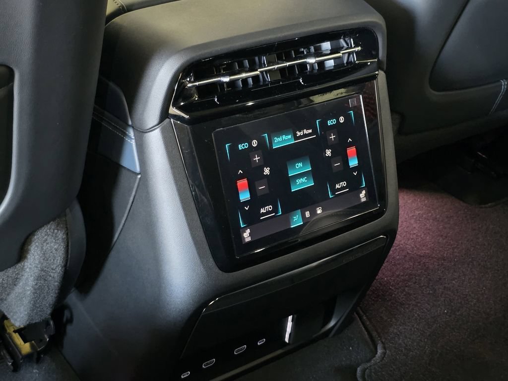 New 2026 Cadillac Escalade IQL Sport 2 AWD/4WD image 17