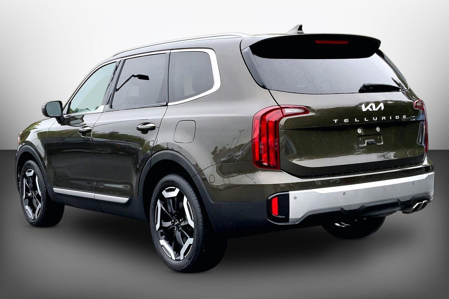 Used 2024 Kia Telluride S w/ S Sunroof Package FWD image 13