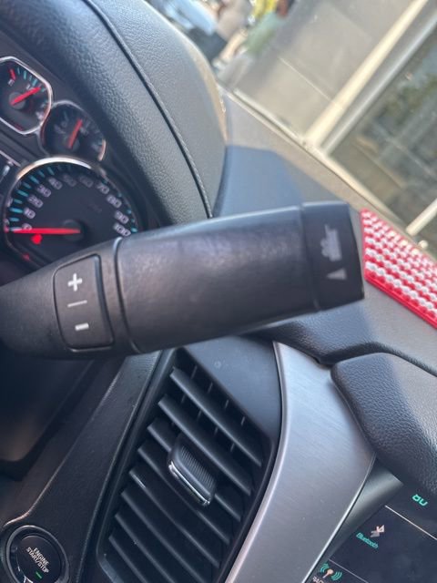 Used 2018 GMC Yukon SLT image 37