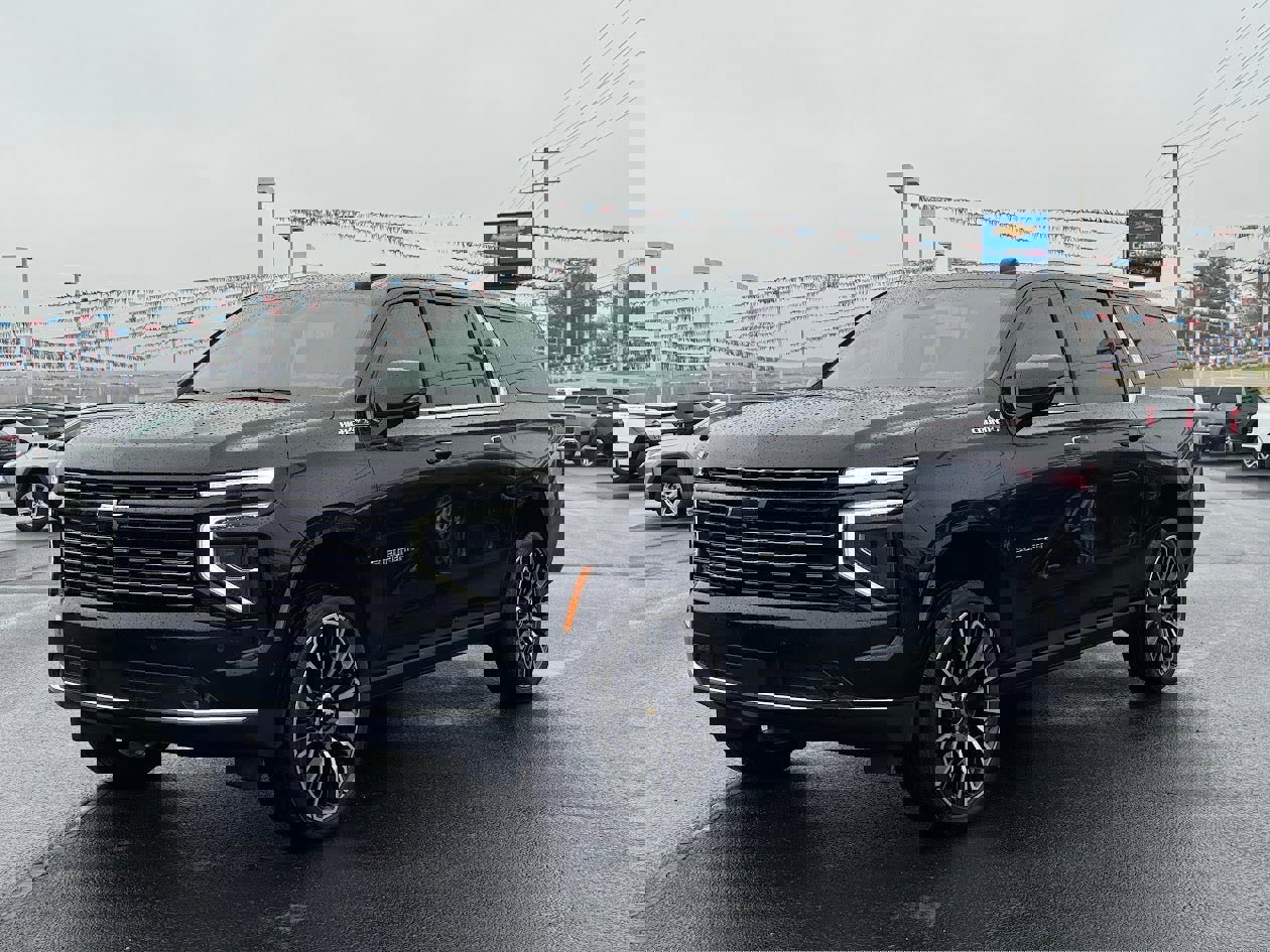 Used 2025 Chevrolet Suburban High Country