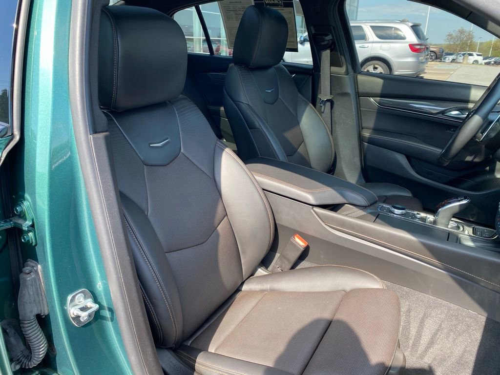 Used 2025 Cadillac CT5 Sport image 33
