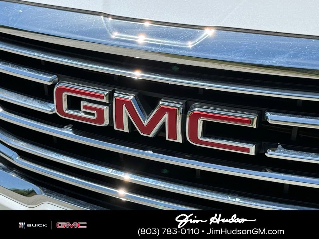 Used 2022 GMC Terrain SLT w/ LPO, Floor Liner Package image 8