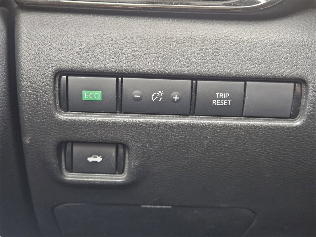 Used 2024 Nissan Sentra SV image 19