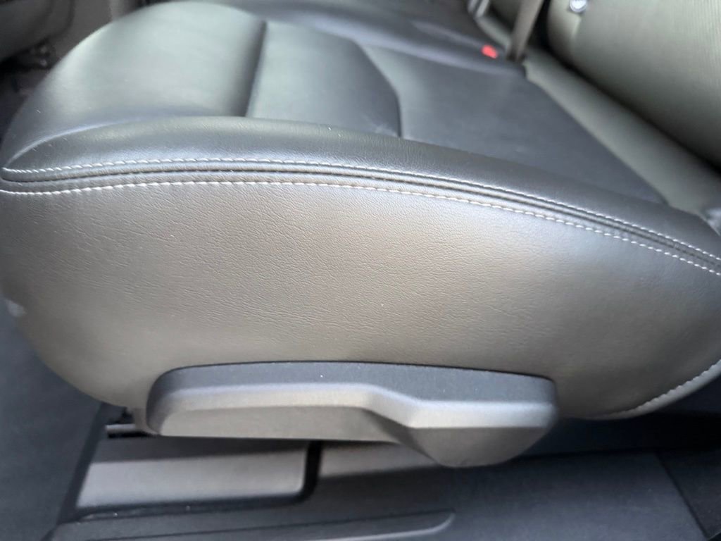Used 2023 Cadillac XT6 Premium Luxury image 28