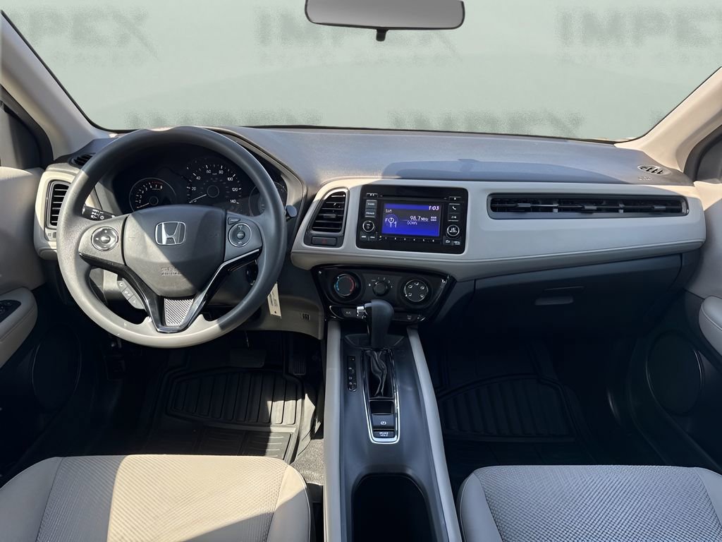 Used 2016 Honda HR-V LX image 11