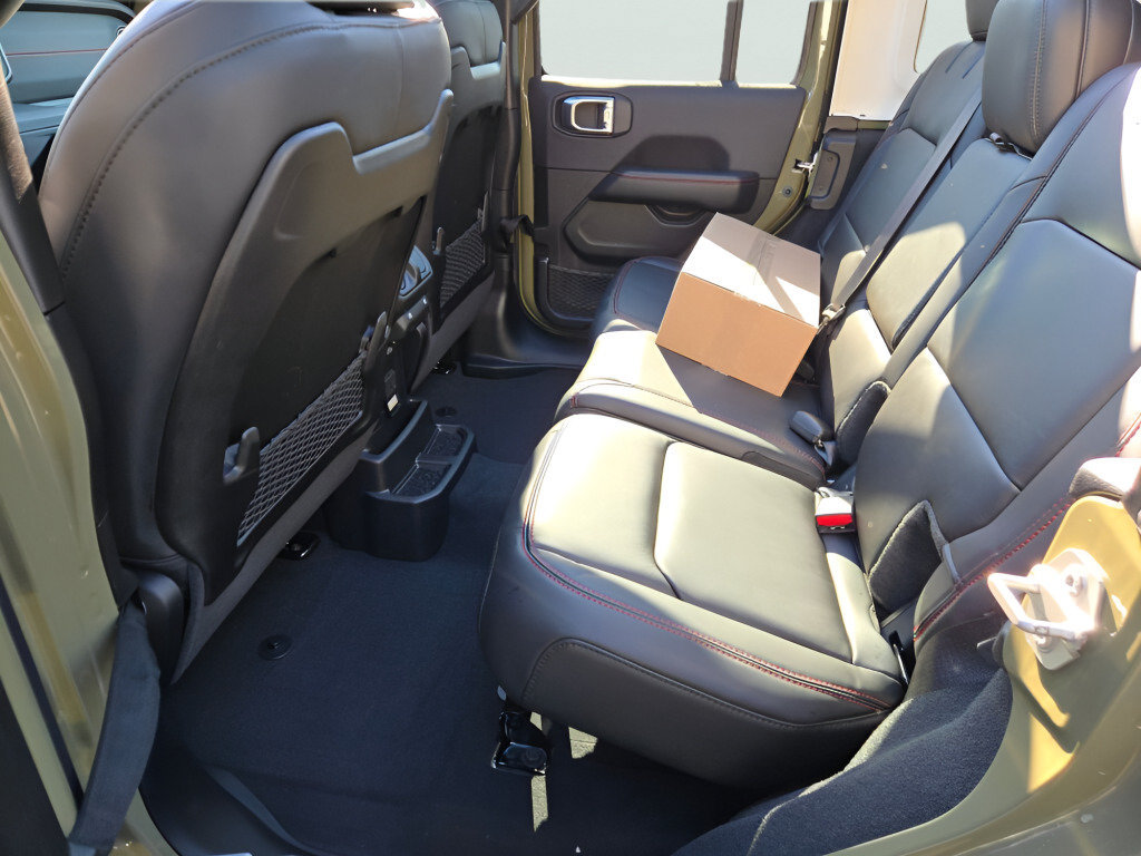 New 2027 Jeep Wrangler Unlimited Rubicon AWD/4WD image 22