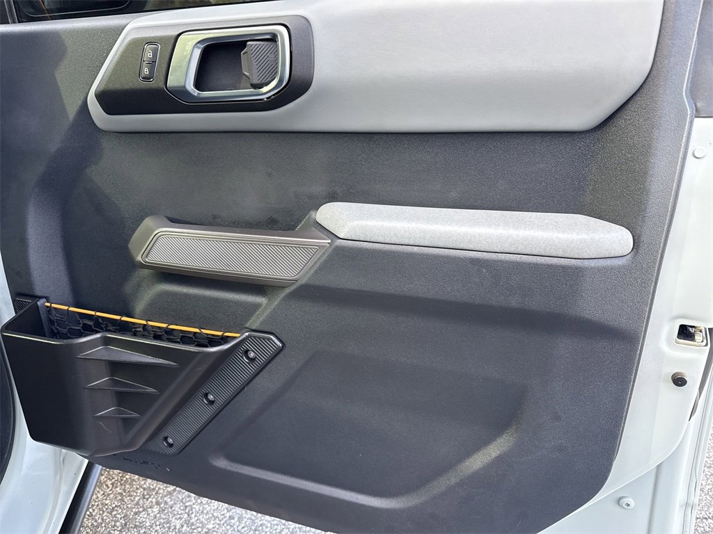 Used 2021 Ford Bronco Badlands image 15