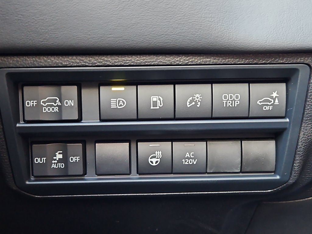 New 2026 Toyota Sequoia Platinum AWD/4WD image 12