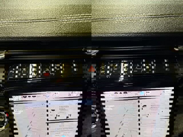 Used 2024 Jeep Grand Cherokee L Limited w/ Luxury Tech Group II image 39