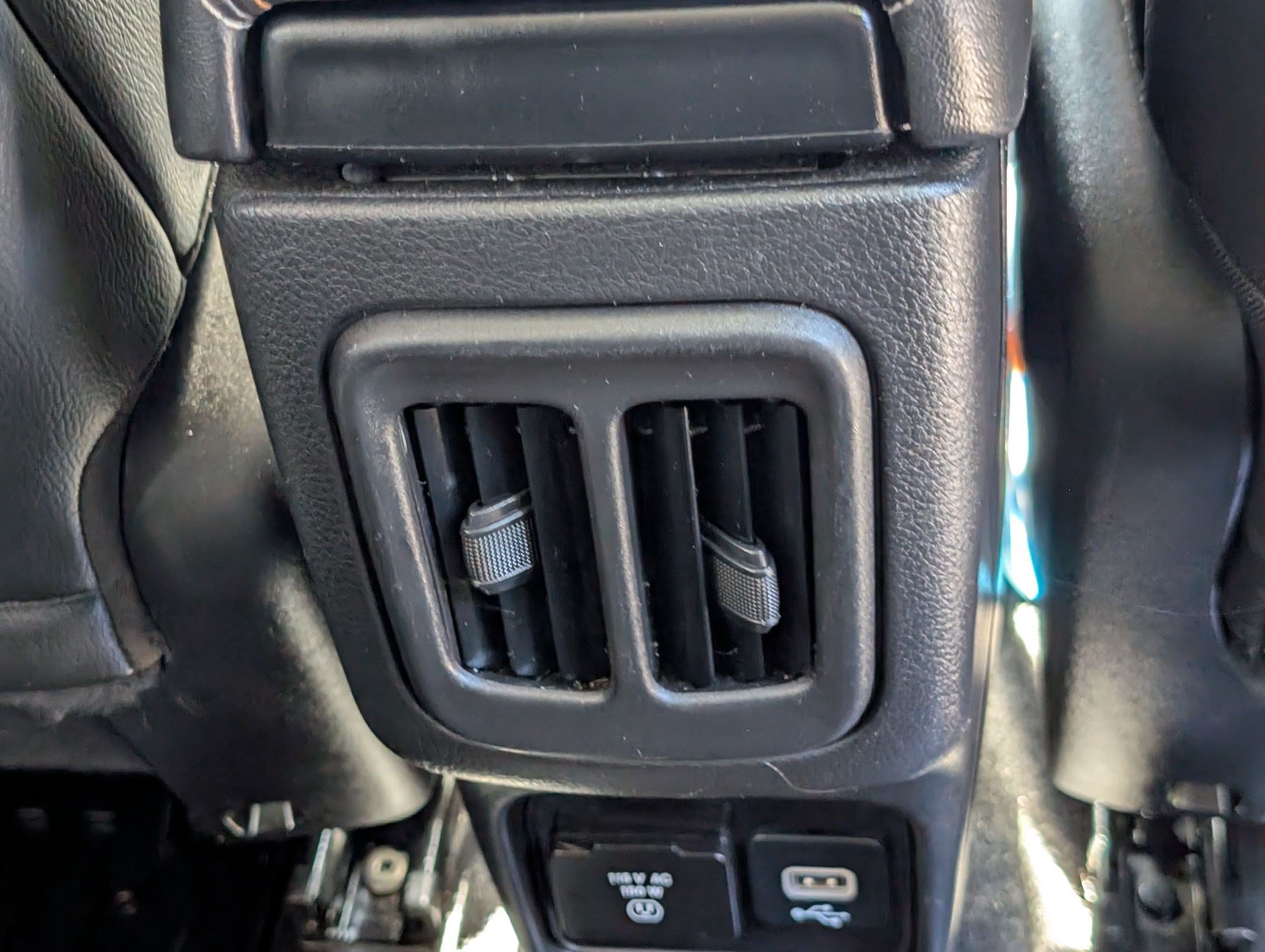 Used 2020 Jeep Compass Latitude w/ Popular Equipment Group AWD/4WD image 26