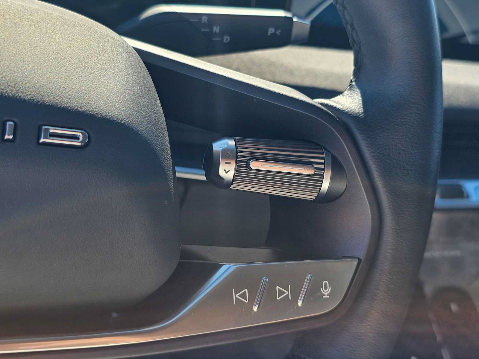 Used 2025 Lucid Air Touring AWD/4WD image 32