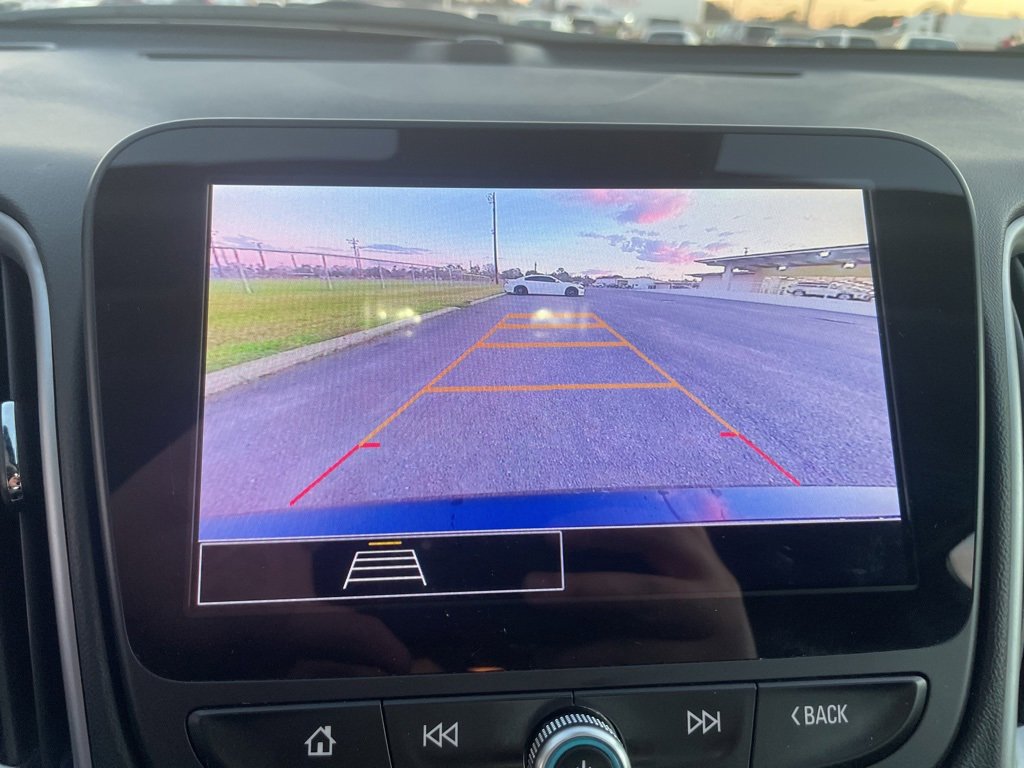 Used 2024 Chevrolet Malibu LT image 21