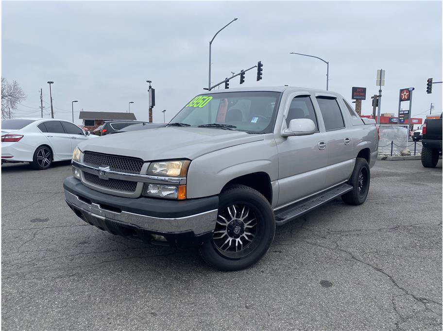 Used 2004 Chevrolet Avalanche 2WD
