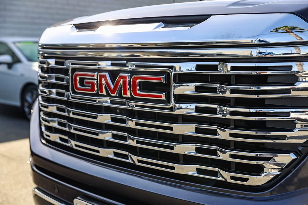 Used 2024 GMC Sierra 1500 Denali w/ Technology Package image 11